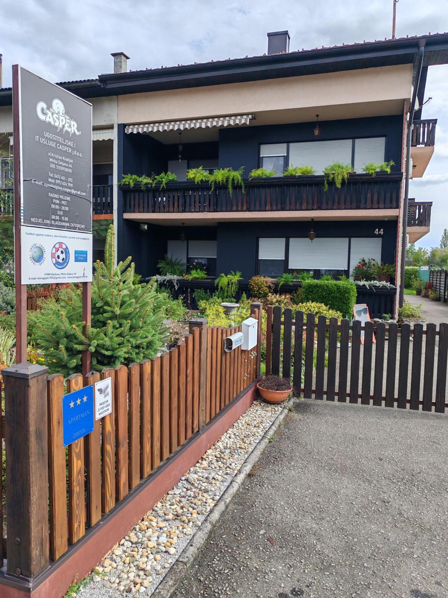 Apartman Ivana Karlovac Luaran gambar